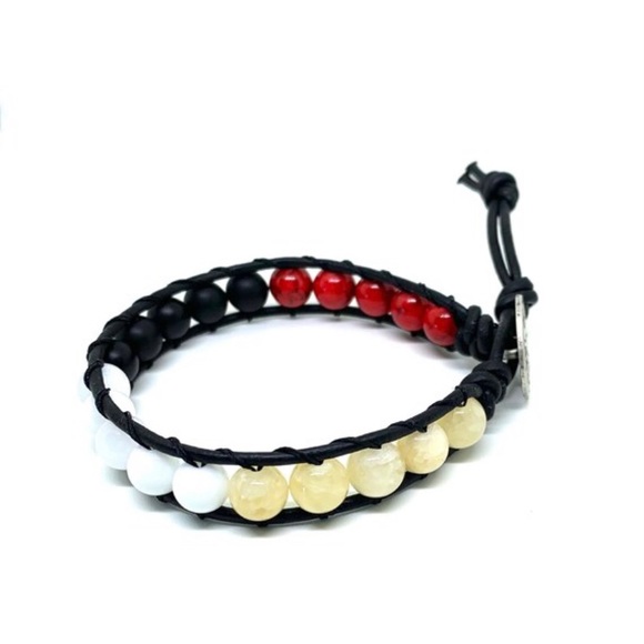 New, never worn, medicine wheel bracelet - Picture 2 of 4